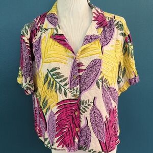 Soft And Colorful Tropical Print Shirt